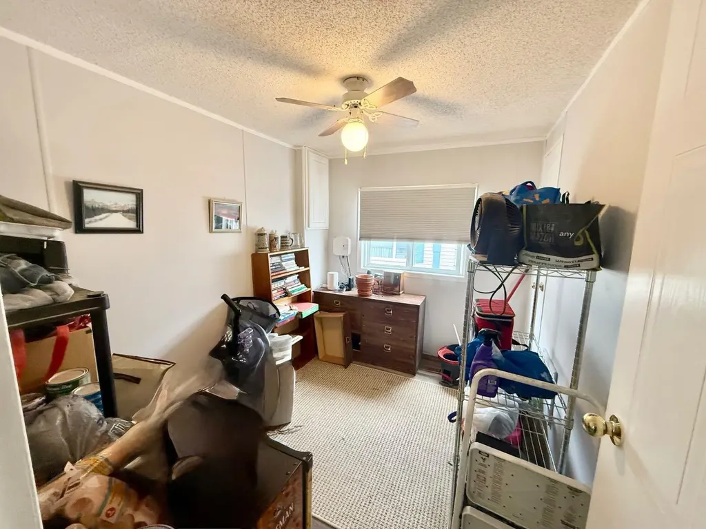 102 Nickerson Avenue Hinton AB T7V 1A6