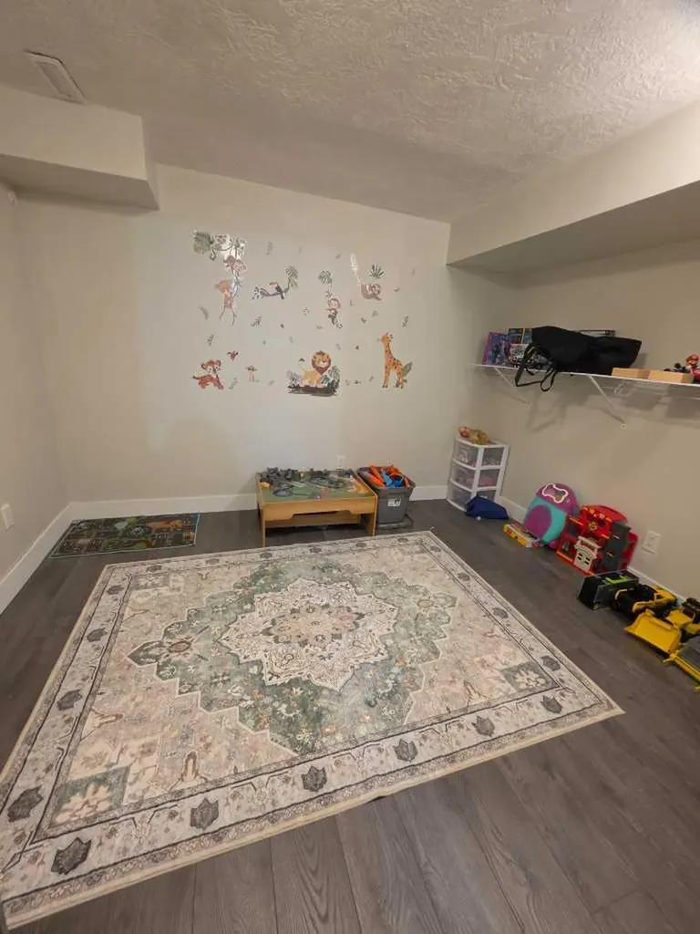 11306 97 Street Grande Prairie AB T8V 3X9