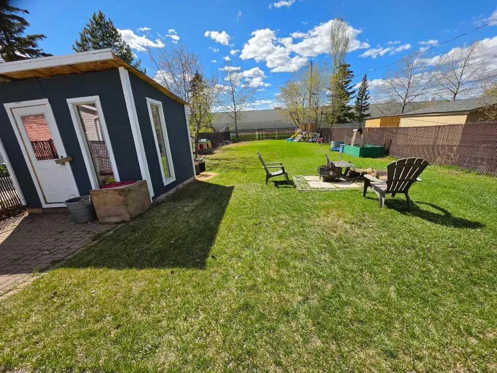 11306 97 Street Grande Prairie AB T8V 3X9