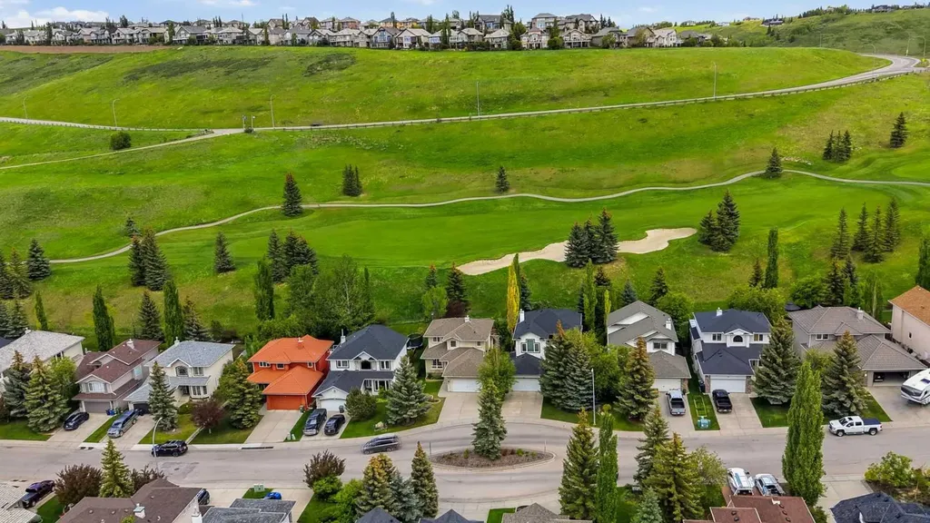 44 Gleneagles View Cochrane AB T4C 1P1