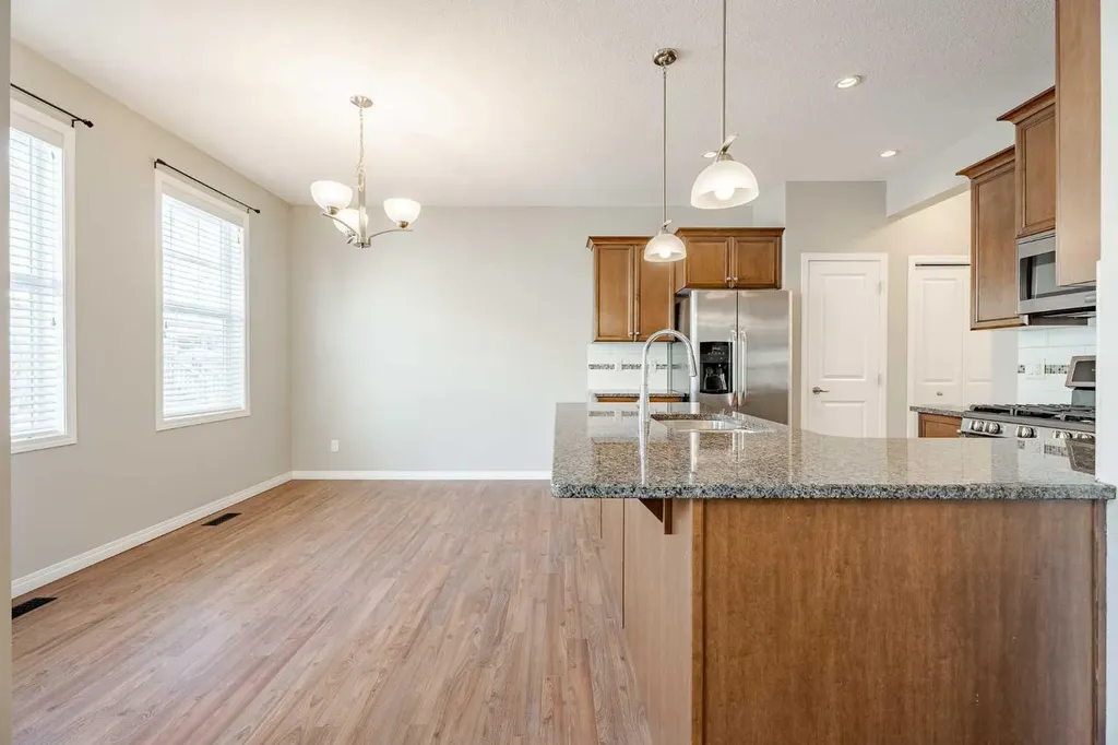 1001 8 Street NW Airdrie AB T4B 0W5