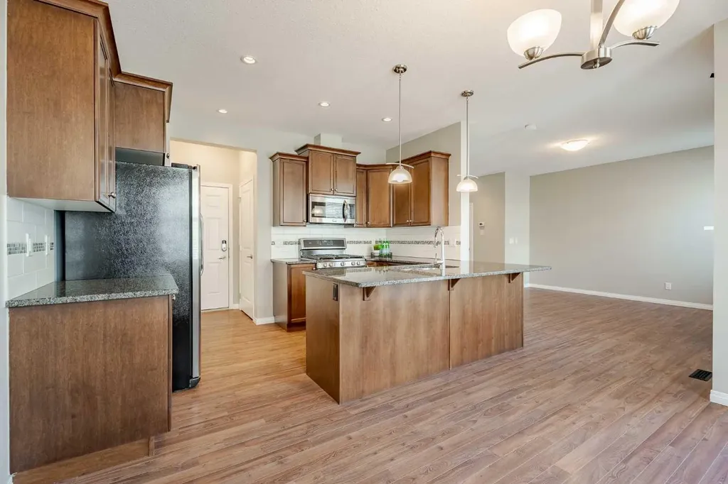 1001 8 Street NW Airdrie AB T4B 0W5