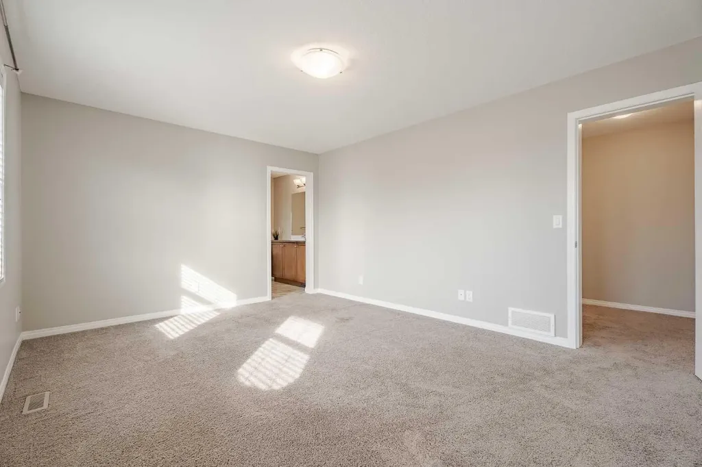 1001 8 Street NW Airdrie AB T4B 0W5