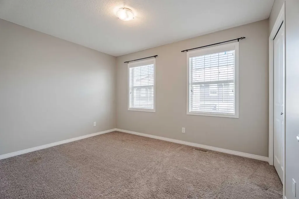 1001 8 Street NW Airdrie AB T4B 0W5
