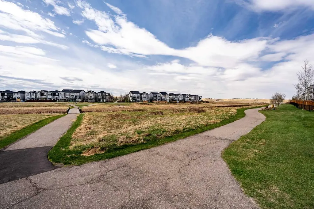 1001 8 Street NW Airdrie AB T4B 0W5
