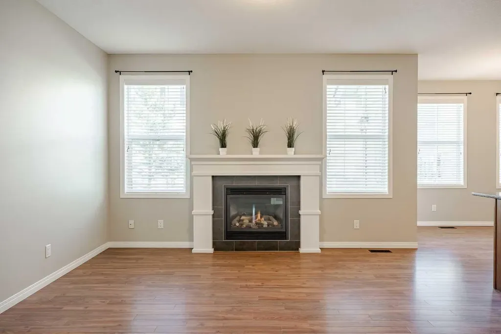 1001 8 Street NW Airdrie AB T4B 0W5