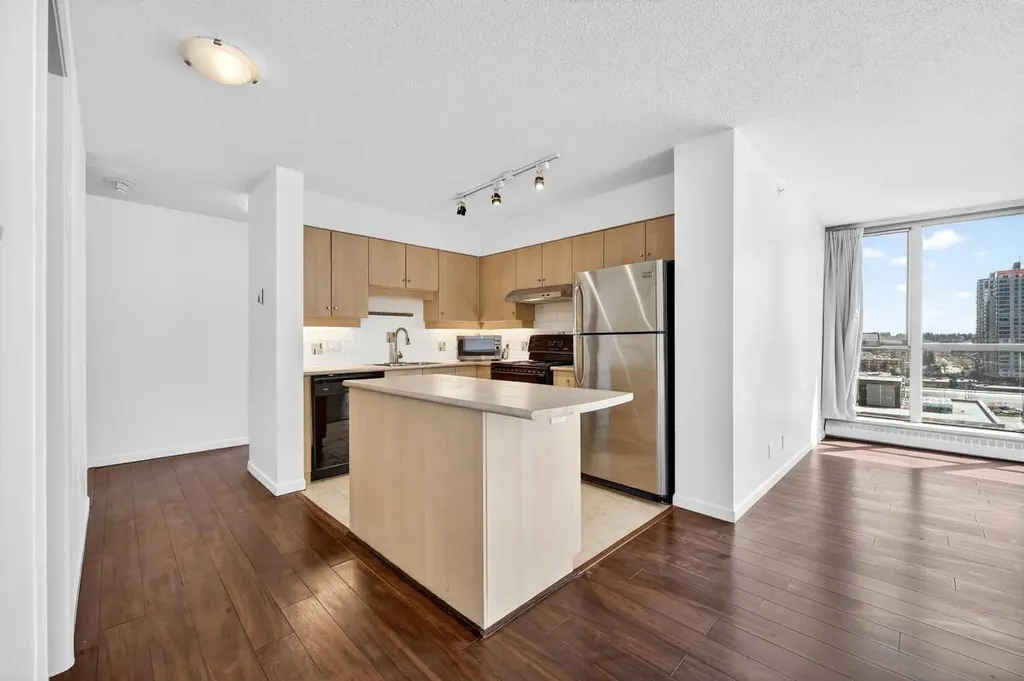 650 10 Street SW Calgary AB T2P 5G4
