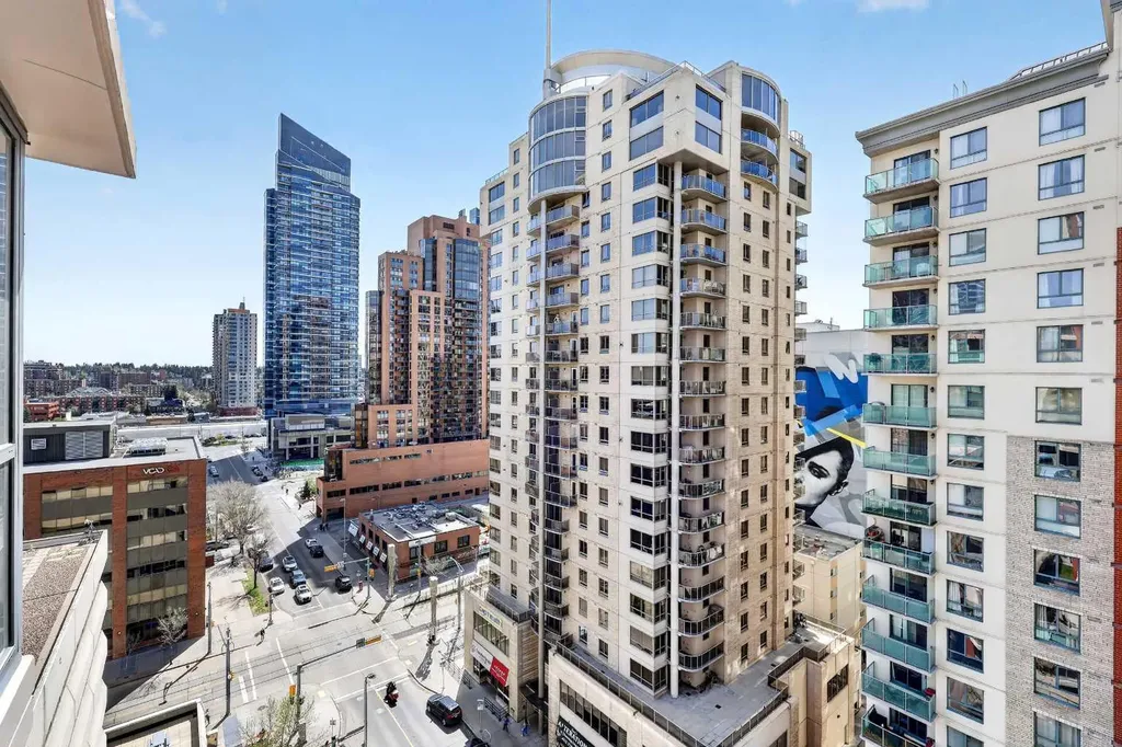 650 10 Street SW Calgary AB T2P 5G4