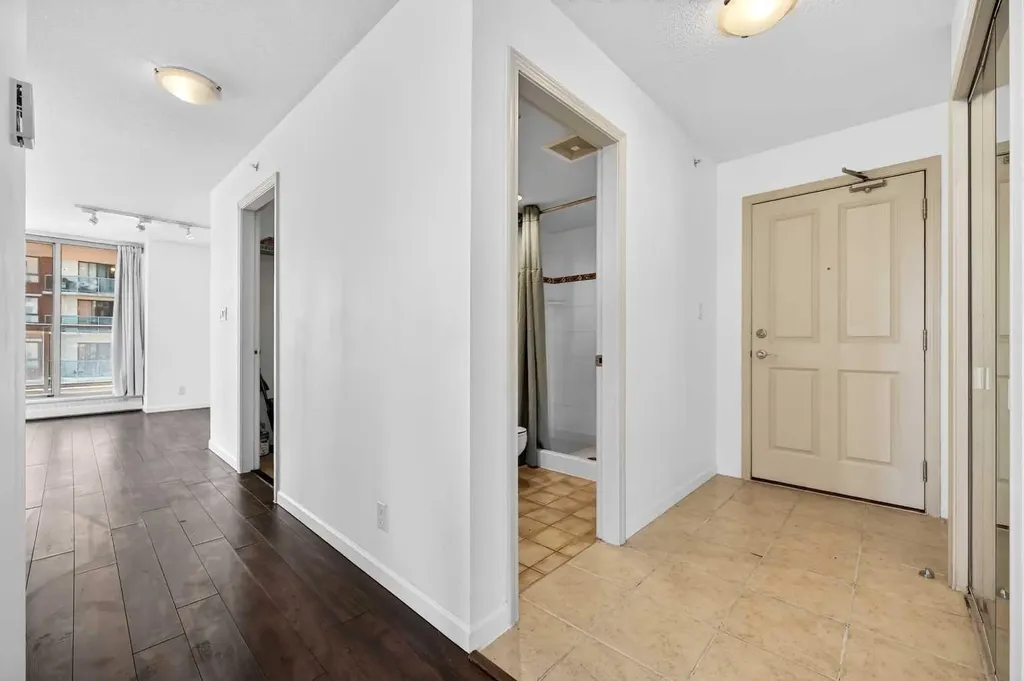 650 10 Street SW Calgary AB T2P 5G4