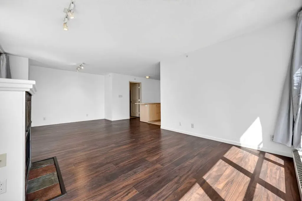 650 10 Street SW Calgary AB T2P 5G4