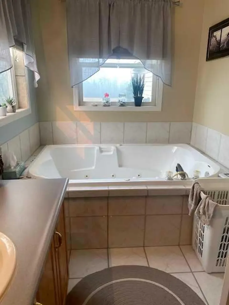 70104 230 Range Road Valleyview AB T0H3N0