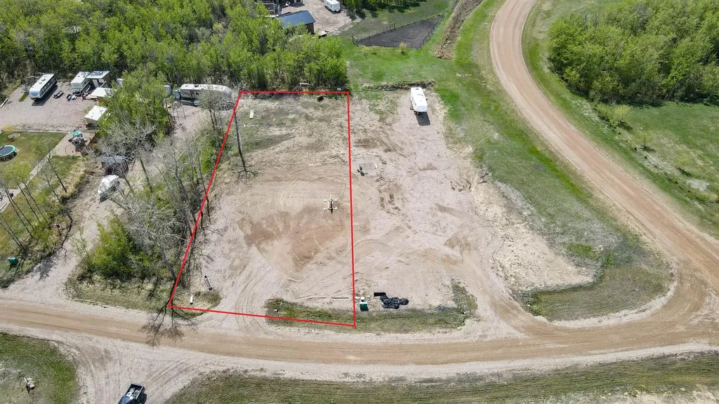 21 Horse Shoe Lane White Sands AB T0C 3B0