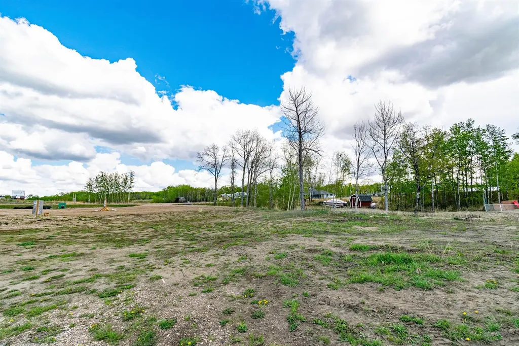 21 Horse Shoe Lane White Sands AB T0C 3B0