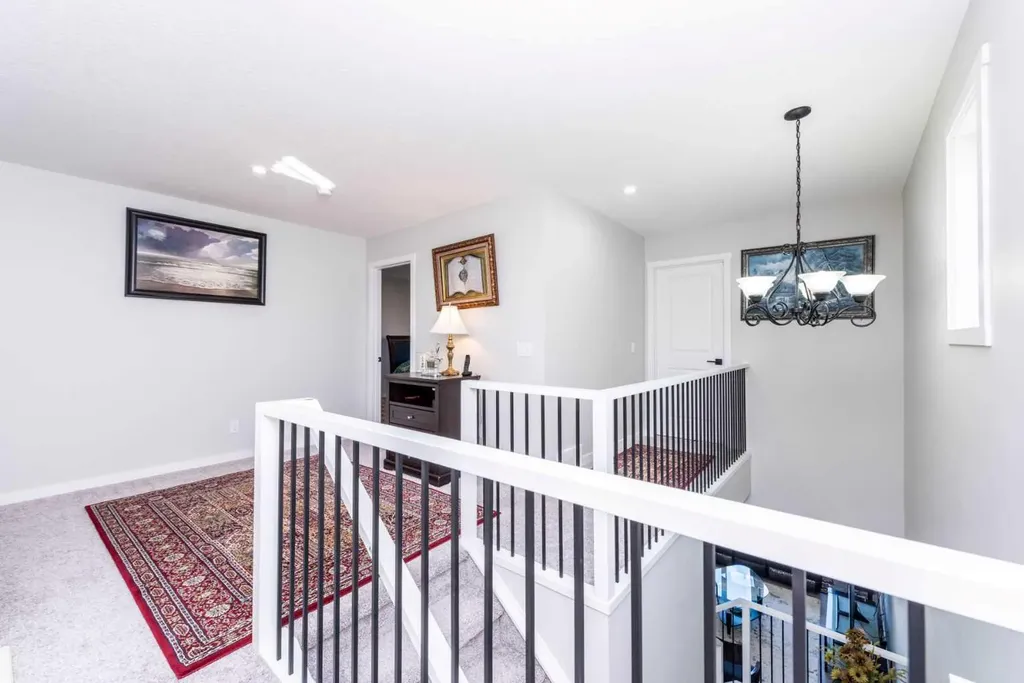 46 Savoy Landing SE Calgary AB T3S 0E1
