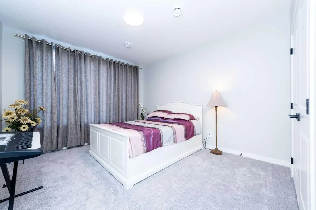 46 Savoy Landing SE Calgary AB T3S 0E1