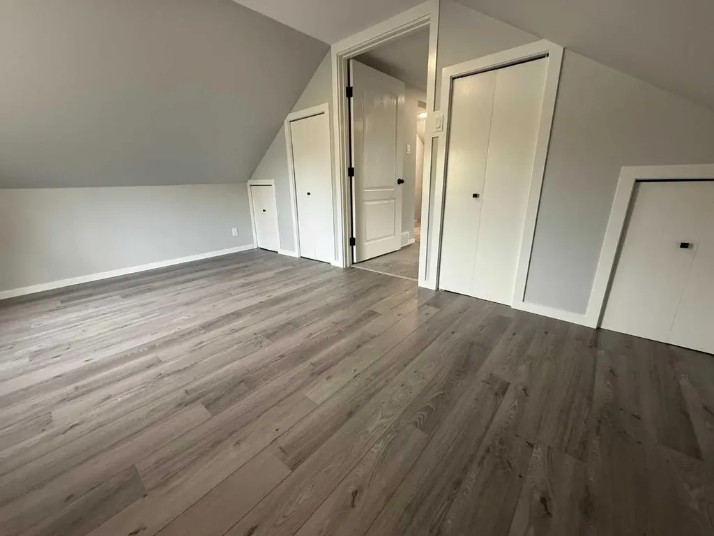 727 8 Street S Lethbridge AB T1J 2K3