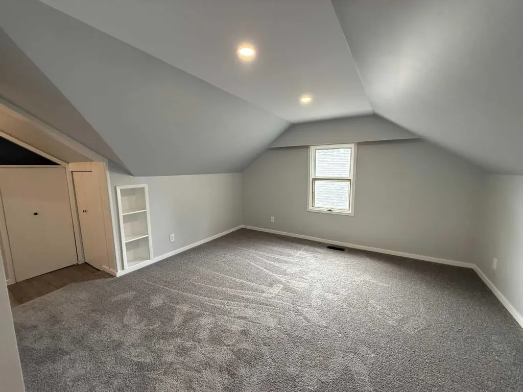 727 8 Street S Lethbridge AB T1J 2K3