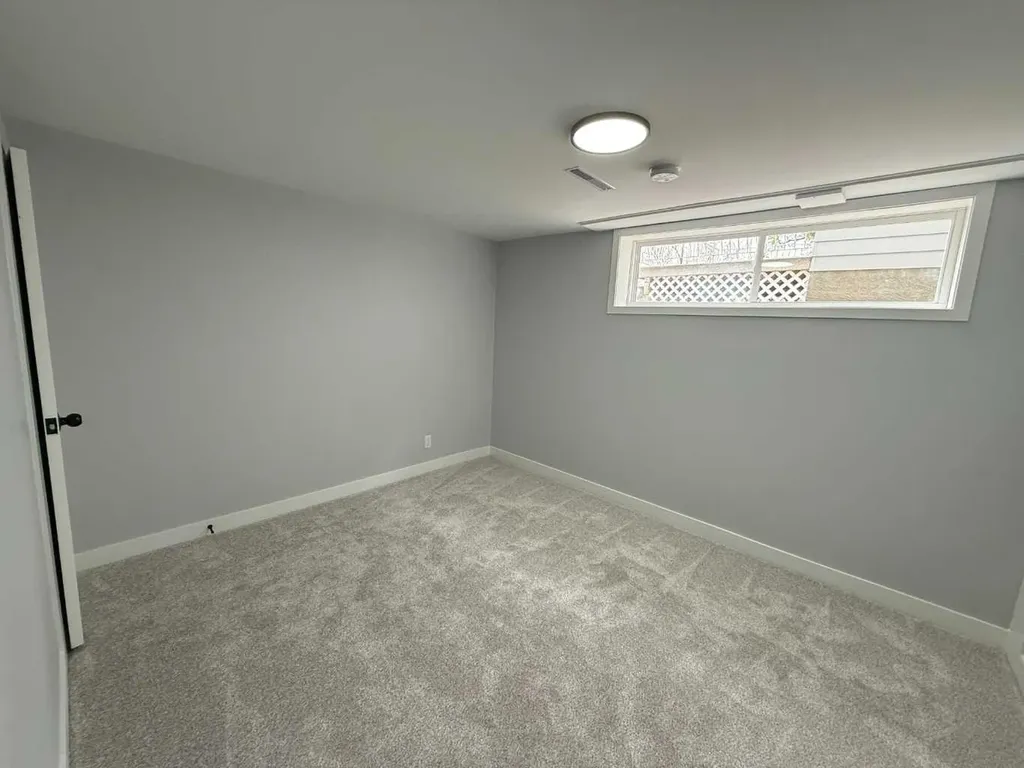727 8 Street S Lethbridge AB T1J 2K3