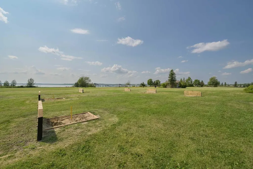 10046 Township Road 422 Rural Ponoka County AB T4J 1V9