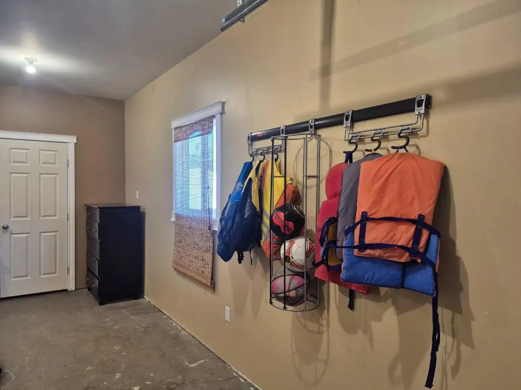 10046 Township Road 422 Rural Ponoka County AB T4J 1V9