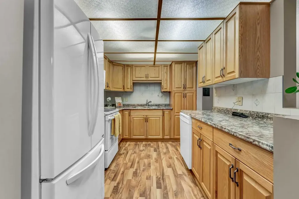 1480 Southview Drive SE Medicine Hat AB T1B 3Z3