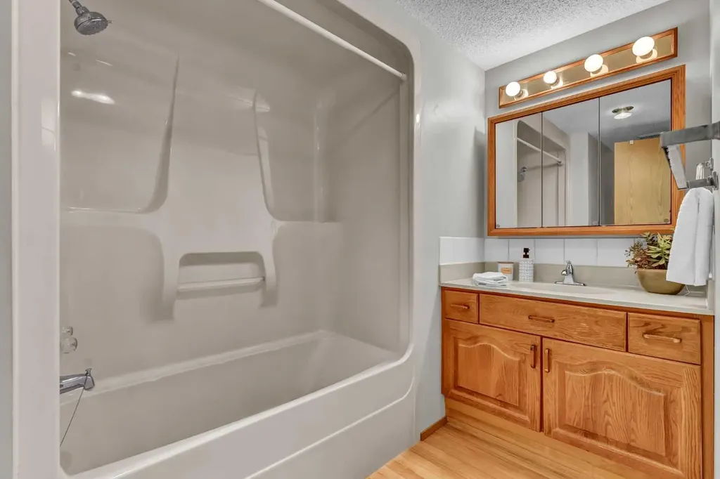 1480 Southview Drive SE Medicine Hat AB T1B 3Z3