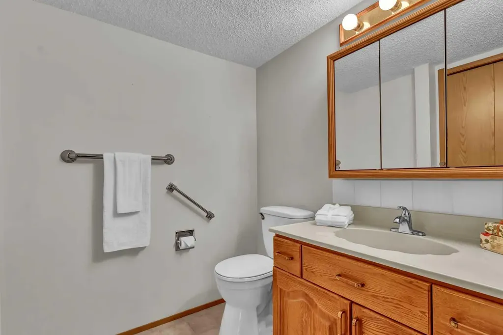 1480 Southview Drive SE Medicine Hat AB T1B 3Z3