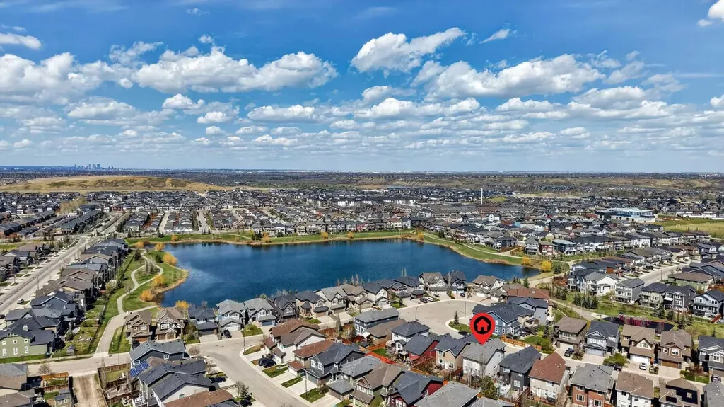 93 Legacy Green SE Calgary AB T2X 0X6