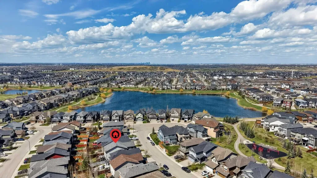93 Legacy Green SE Calgary AB T2X 0X6
