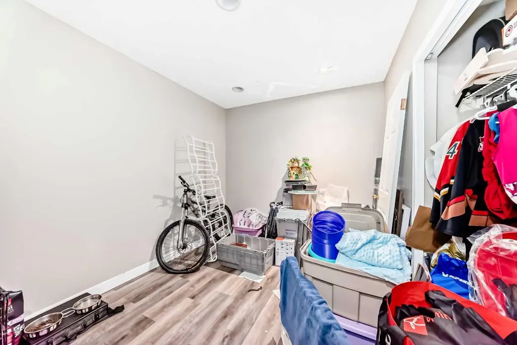 8 Huntley Close NE Calgary AB T2K4Z3