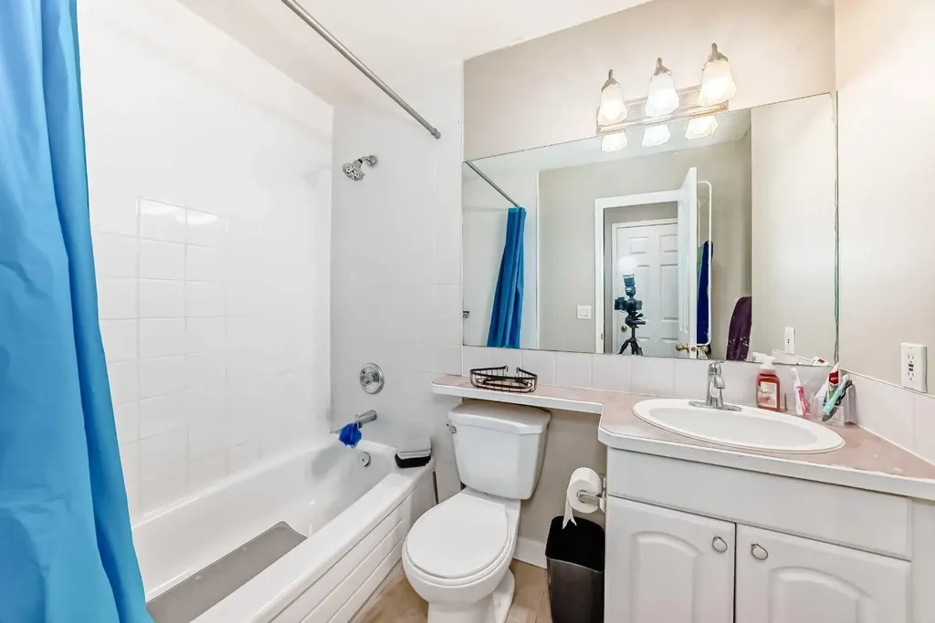8 Huntley Close NE Calgary AB T2K4Z3