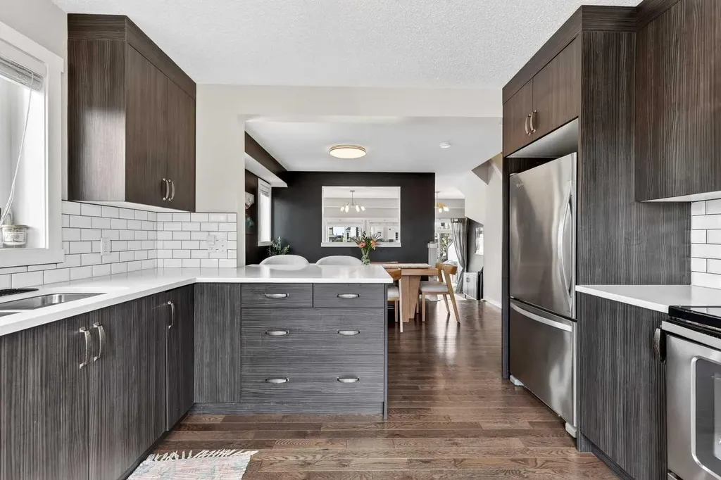 50 Westland Road Okotoks AB T1S 2G4