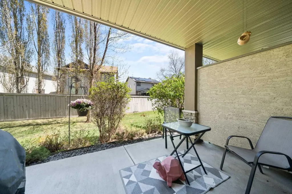 52 Cranfield Link SE Calgary AB T3M 0N9