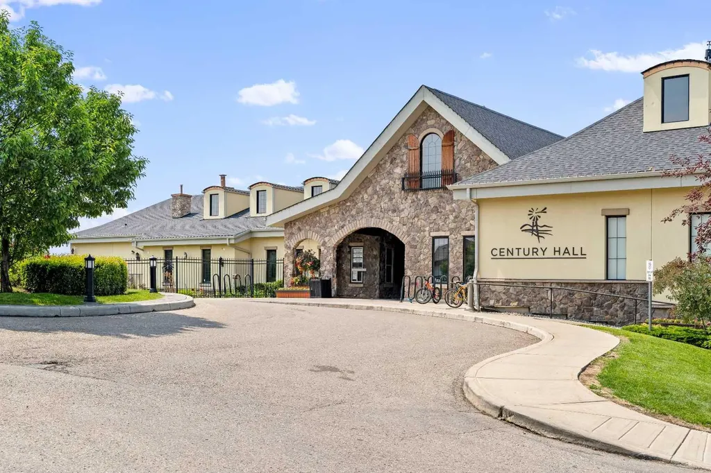 52 Cranfield Link SE Calgary AB T3M 0N9
