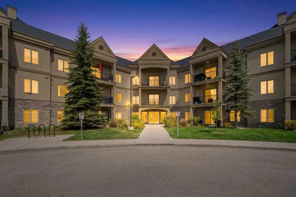 52 Cranfield Link SE Calgary AB T3M 0N9