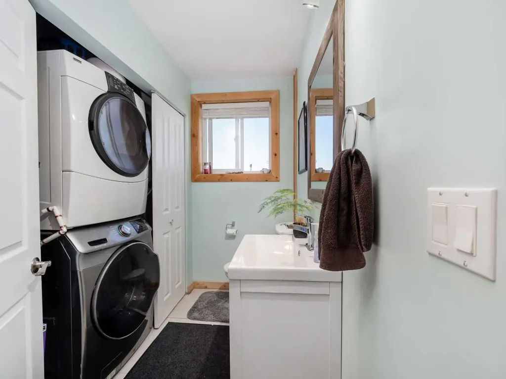 31035 Range Road 281 Rural Mountain View County AB T0M 0W0