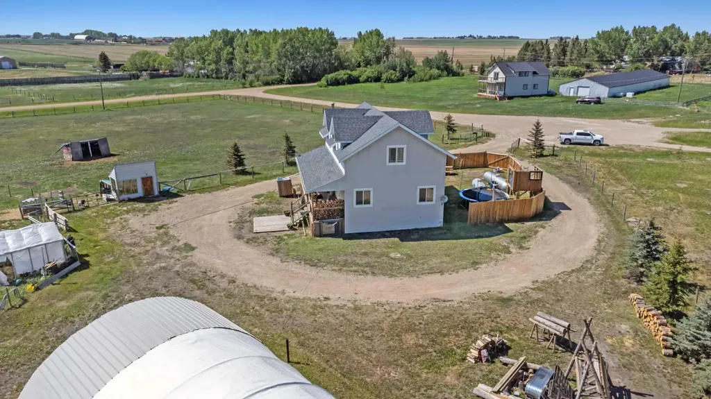 31035 Range Road 281 Rural Mountain View County AB T0M 0W0