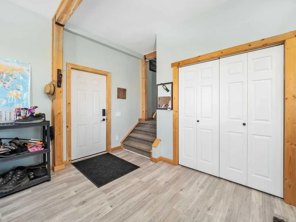 31035 Range Road 281 Rural Mountain View County AB T0M 0W0