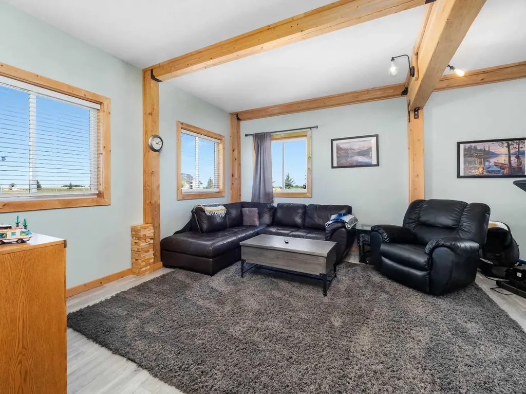 31035 Range Road 281 Rural Mountain View County AB T0M 0W0