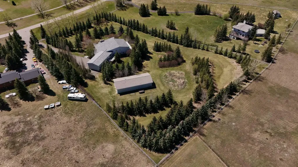 23 Calling Horse Estates Rural Rocky View County AB T3Z 1H4