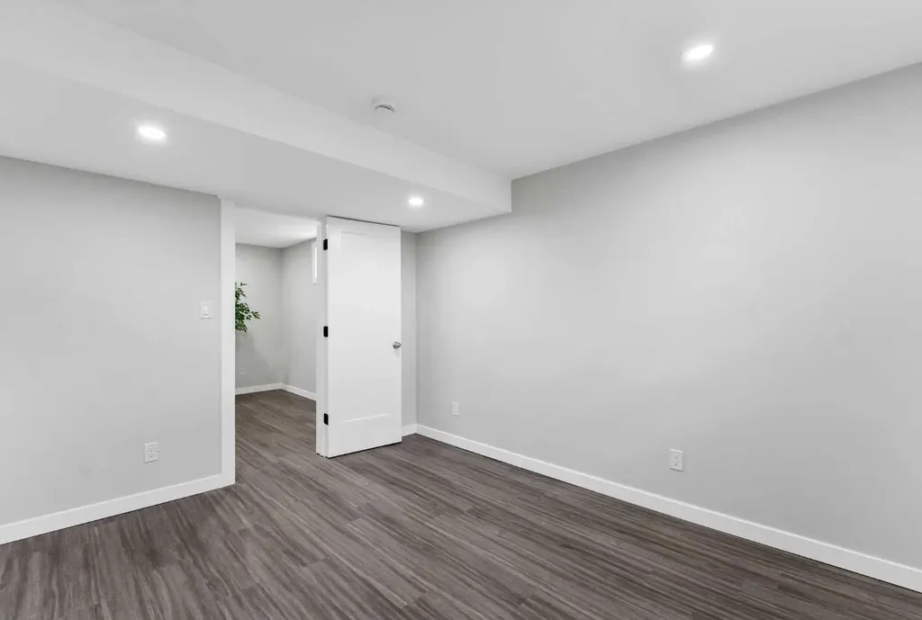 212 11 Street NE Medicine Hat AB T1A5T2