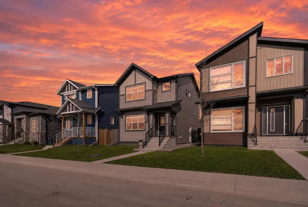 848 Chinook Gate Parade SW Airdrie AB T0M 0E0