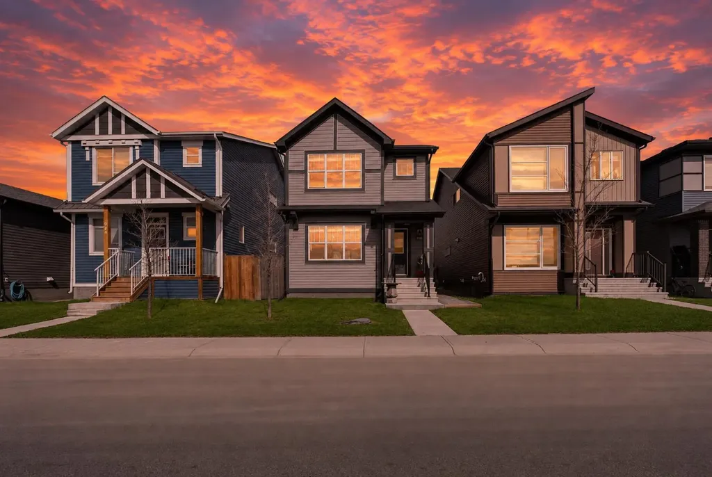848 Chinook Gate Parade SW Airdrie AB T0M 0E0