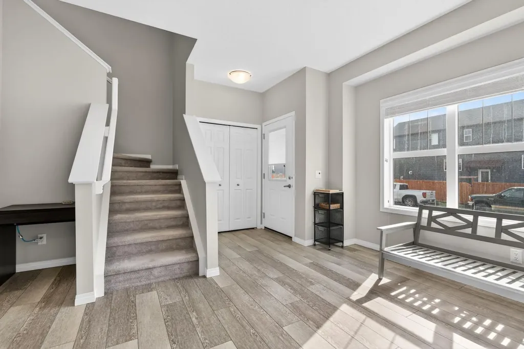 848 Chinook Gate Parade SW Airdrie AB T0M 0E0