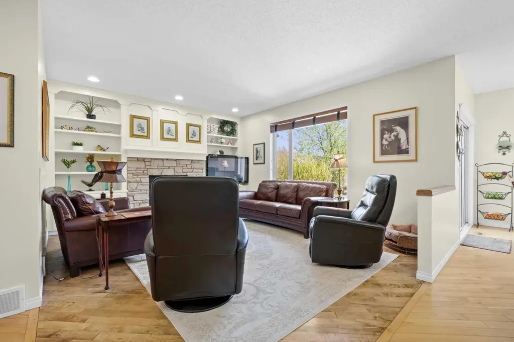 609 Chaparral Drive SE Calgary AB T3X 3W9