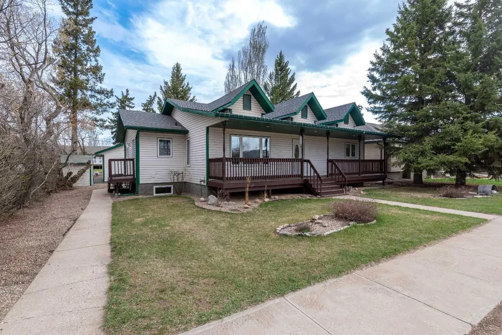 212 2 Avenue E Maidstone SK S0M 1M0