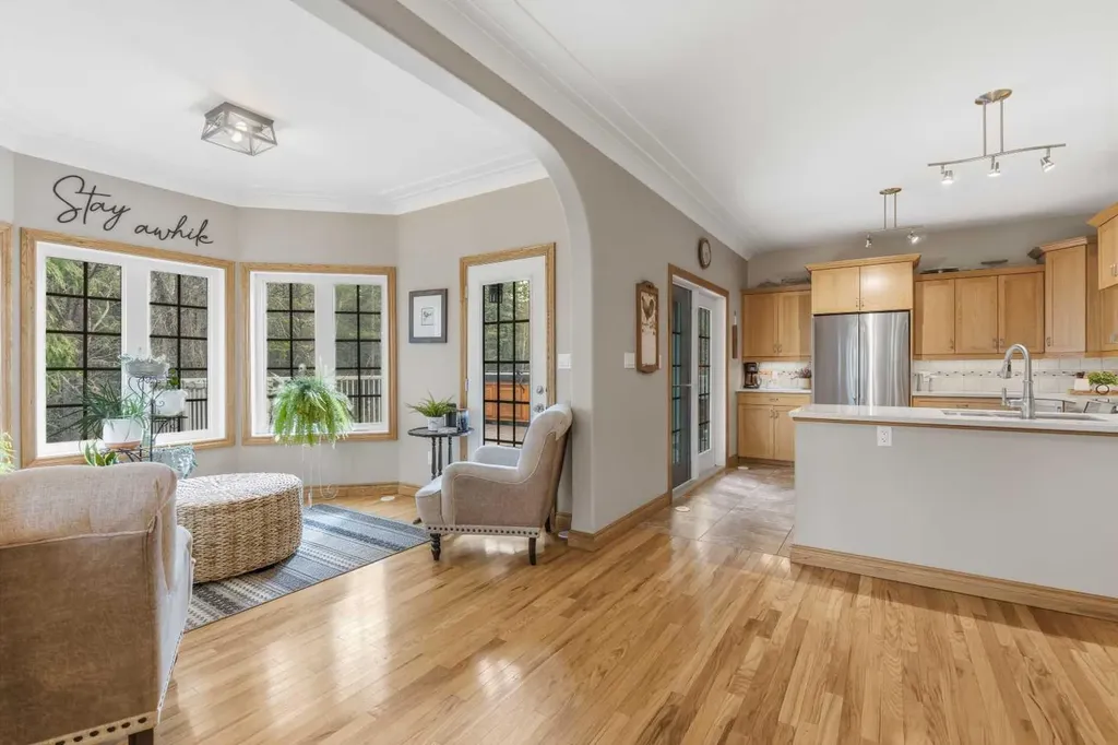 322 4 Street Blue Ridge AB T0E 0B0