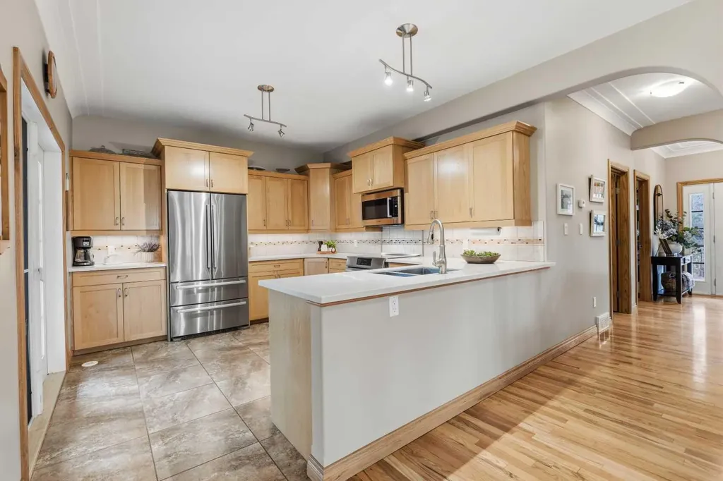 322 4 Street Blue Ridge AB T0E 0B0