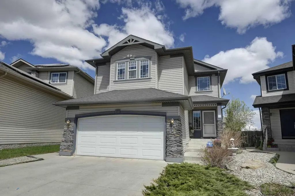 181 Citadel Ridge Close NW Calgary AB T3G 4V5