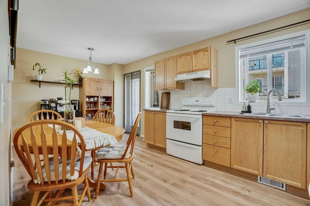 950 Arbour Lake Road NW Calgary AB T3G 5B3